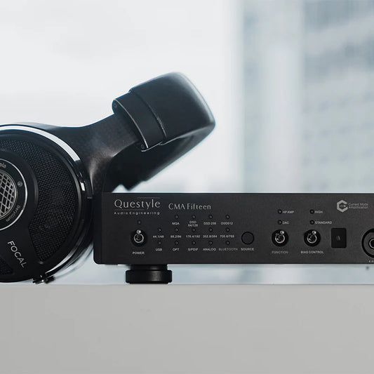 front panel shows input/sample rates, next to Focal headphones